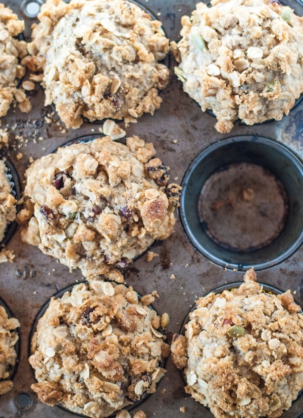 Banana Muesli Muffins | @cookiedesire