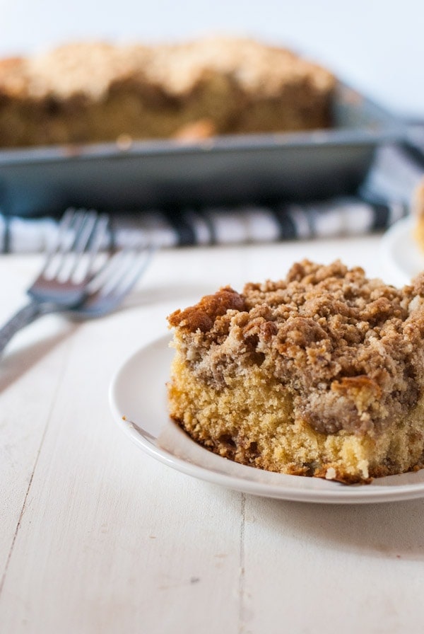 Chai-spinced apple pie coffee cake with chai crumb - perfect with a cup of coffee or tea