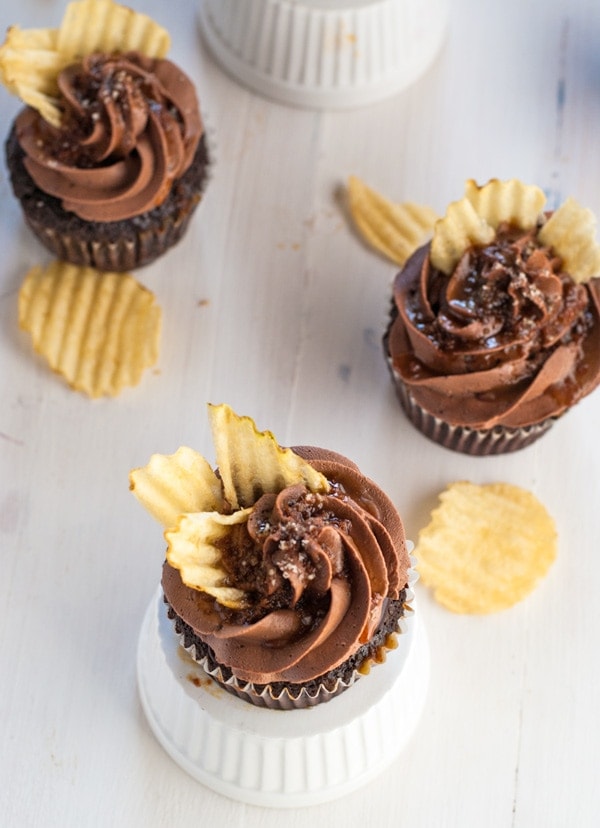 Incredible chocolate cupcake with coffee glaze, chocolate ganache, right chocolate buttercream, caramel drizzle, fleur de sel and potato chips. Heaven in a cupcake. 