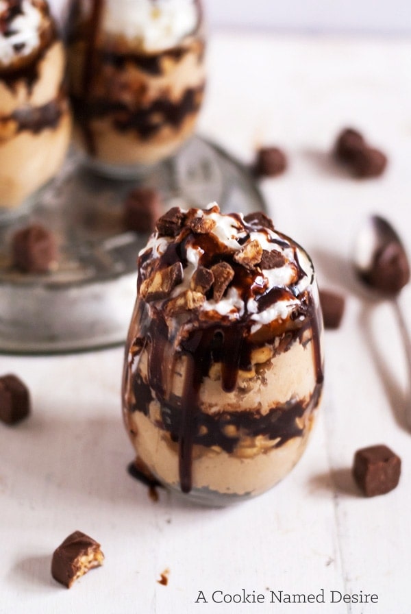 This no-bake snickers peanut butter cheesecake parfait is amazing