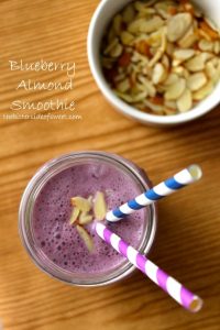 Blueberry-Almond-Smoothie