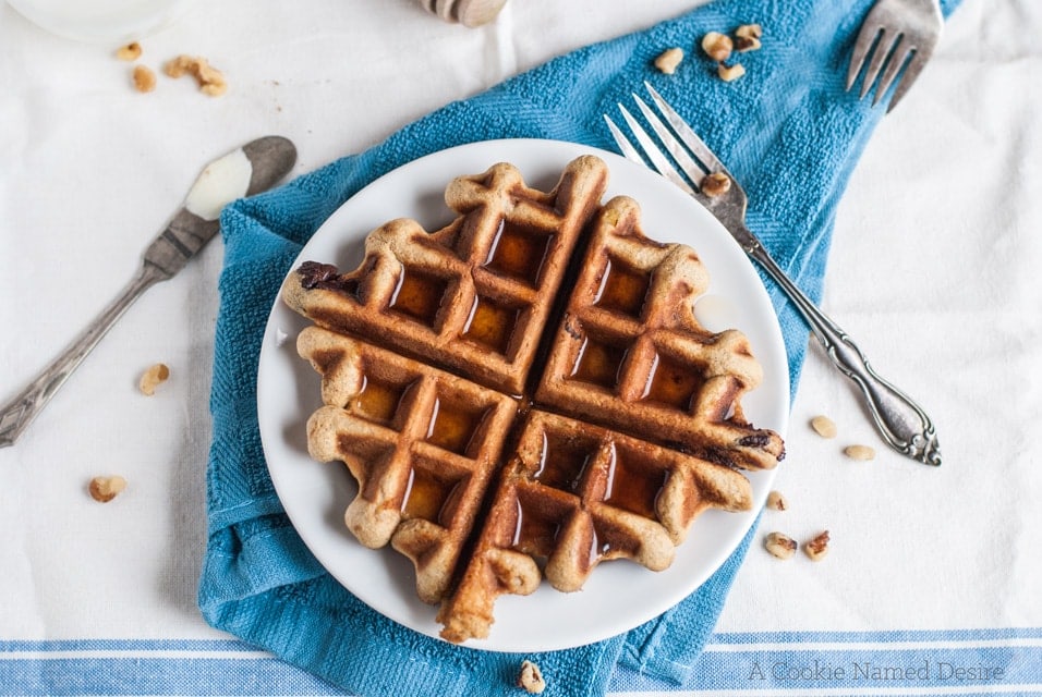 Banana bread waffles recipe