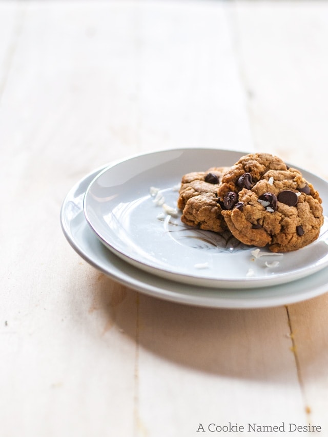 Healthy coconut chocolate chip cookies