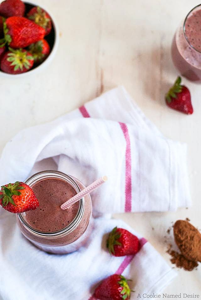 A creamy and irresistibly delicious chocolate covered strawberry smoothie