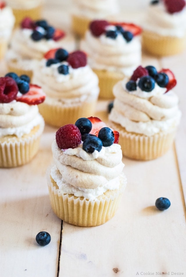 Pavlova cupcakes make a wonderfully light and sweet treat. 