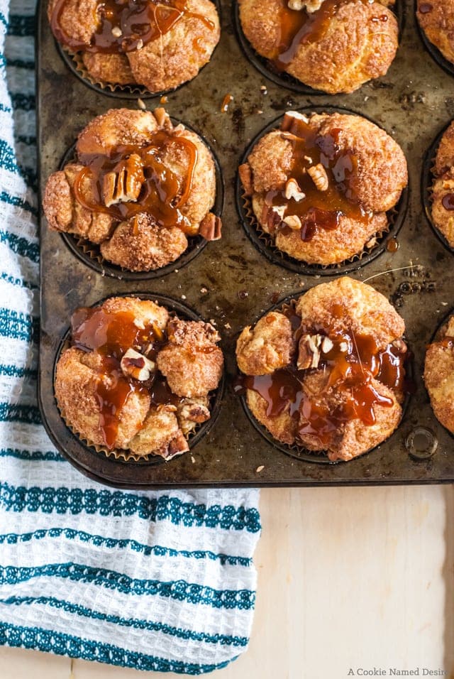 apple pecan pull apart bread with caramel