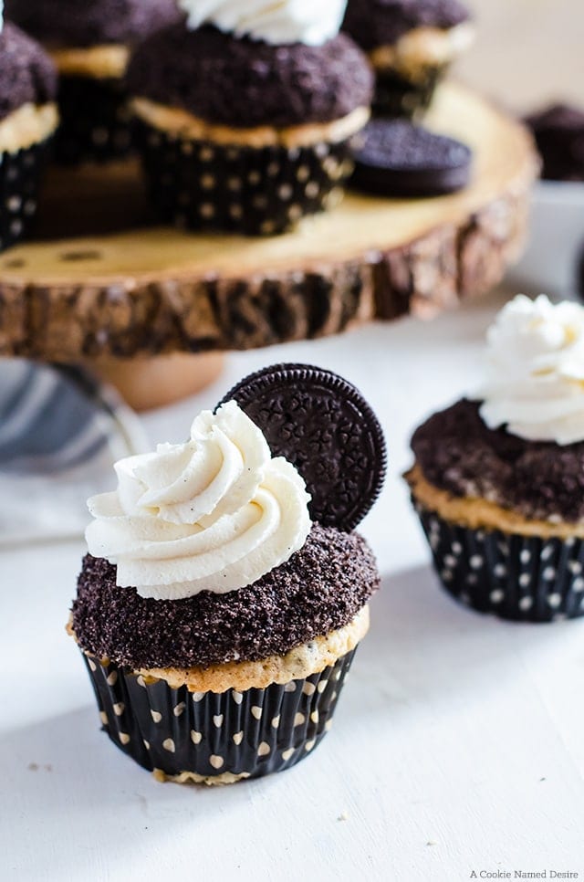 irresistible cookies and cream cupcakes