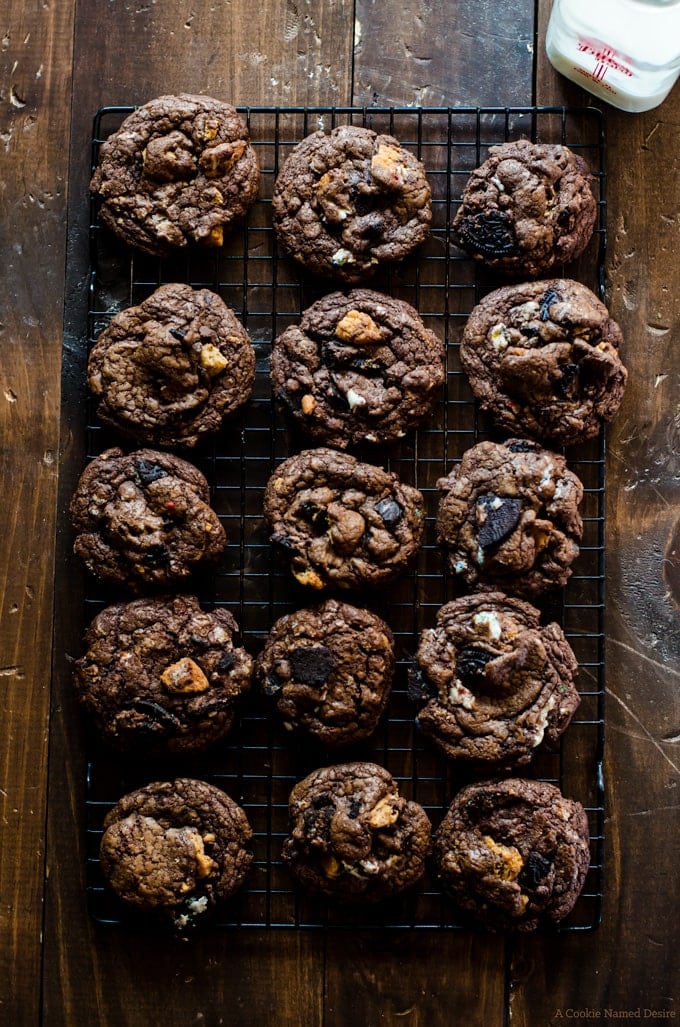 You are going to fall in love with these slutty brownie cookies!