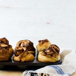 Melt in your mouth brioche rolls. These buttery rolls are packed with orange flavor and have a gooey chocolate orange filling. Why eat anything else for breakfast?