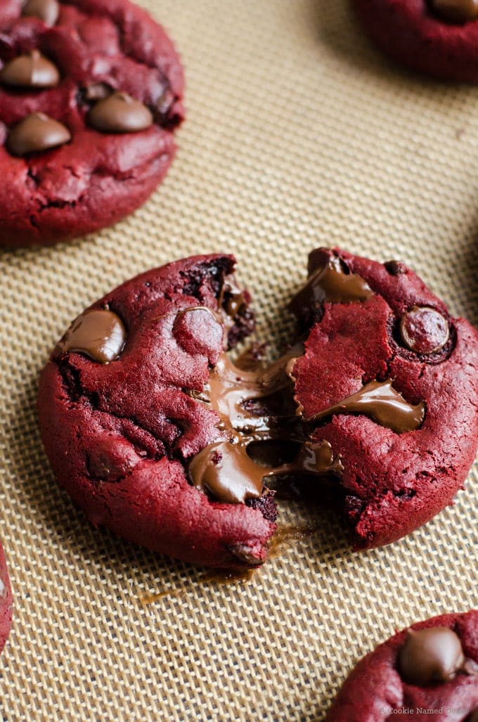 Red Velvet Nutella stuffed cookies