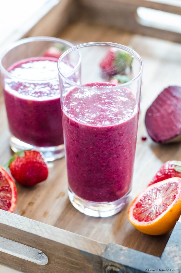 Blood orange beet smoothie. The best way to start your morning, or even for a post-workout snack! 