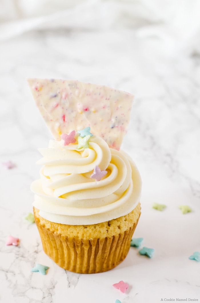 close up cupcake with frosting 