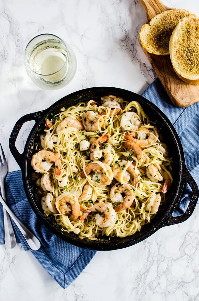 Everyone is going to fall in love with this brown butter shrimp scampi with scallops. It is an easy dinner recipe that tastes fancier than it is! 