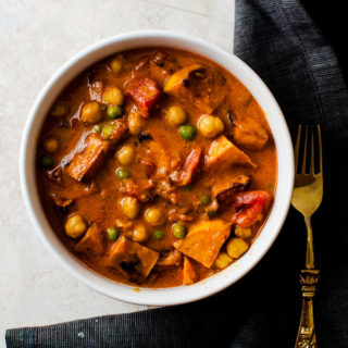 An easy sweet potato curry that is as easy to make as it is to eat.