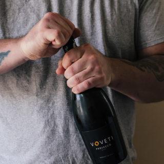 The holidays are the perfect time to hang out with your guy and enjoy a few prosecco cocktails.