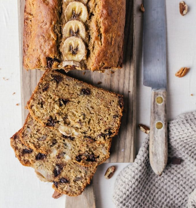 A healthy banana bread that is refined sugar free and made with whole wheat.