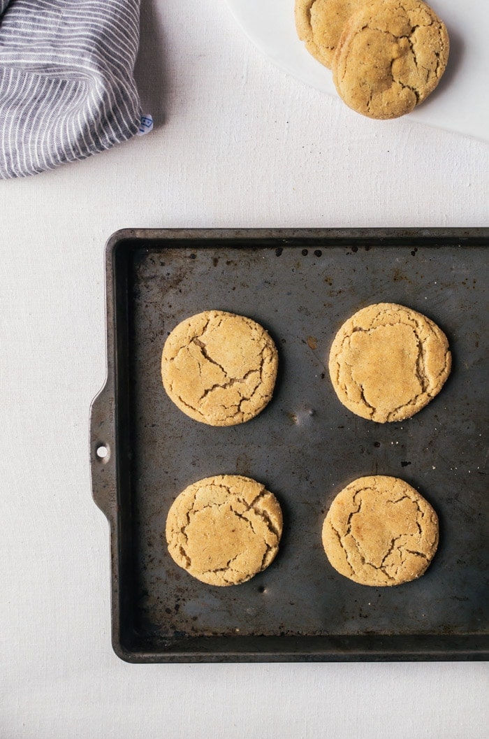 snickerdoodles on baking tray