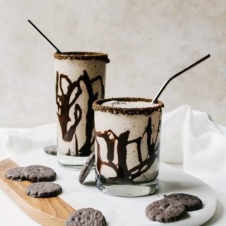 There isn't anything better than this thin mint milkshake. This chocolate minty treat will be the epitome of your day.