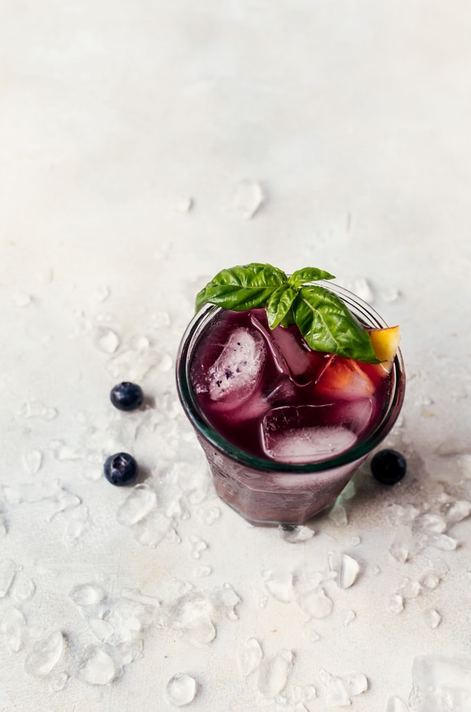 There is nothing quite like sipping on a delicious blueberry basil peach fizz to make the day a whole lot brighter