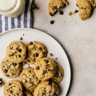 There is nothing like a orange and chocolate together which is why these orange chocolate chip cookies are so incredible