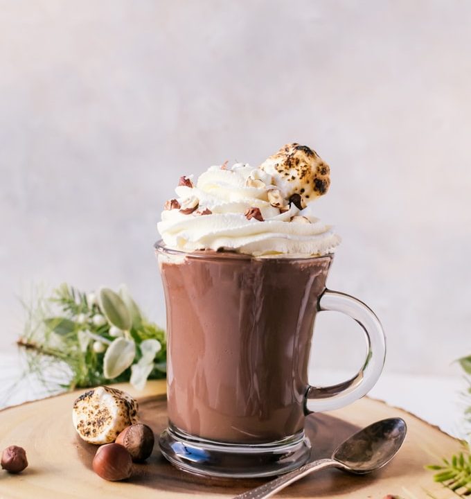 Thick, creamy, nutella hot chocolate. This drreamy concostion will be your new family favorite #nutella #hotchocolate