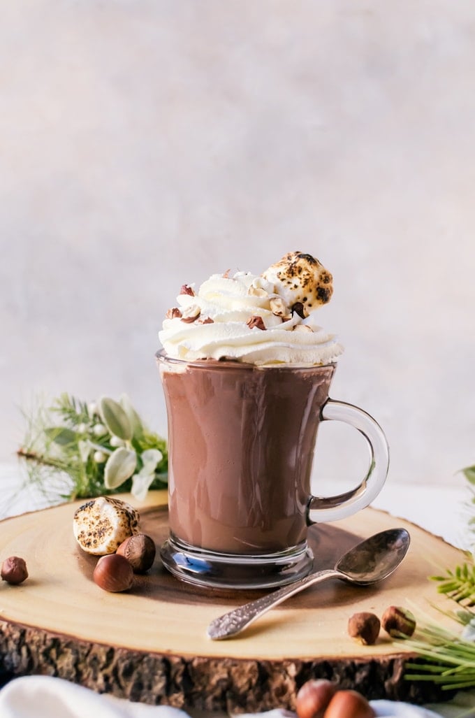 Thick, creamy, nutella hot chocolate. This drreamy concostion will be your new family favorite #nutella #hotchocolate