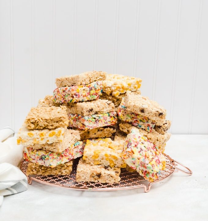 If you love rice crispy treats, you won't want to miss all these amazing variations #ricekrispietreats