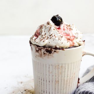 black forest mug cake