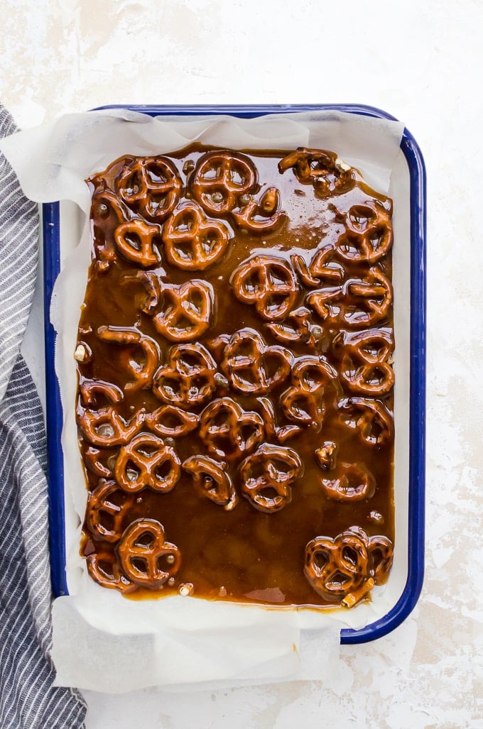 overhead process shot pretzel toffee bark