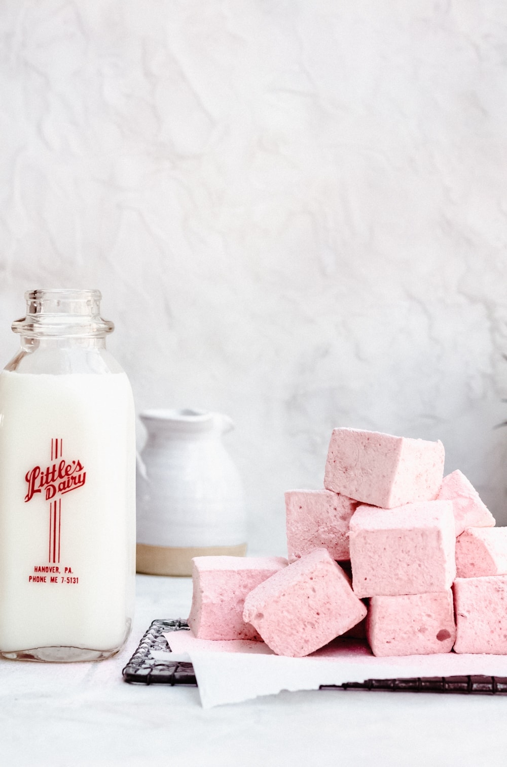 strawberry marshmallows pile on wire rack